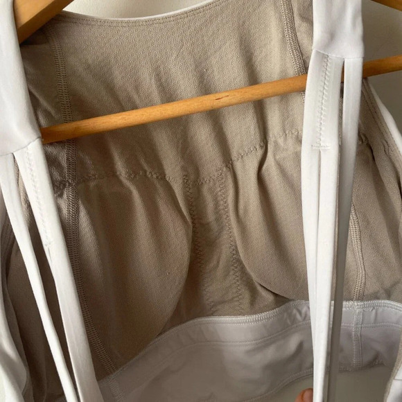 Lululemon Free to be Serene Bra High Neck Long Line Special Edition White Sz 10 - Picture 7 of 8